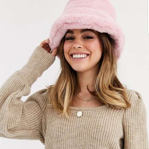 steve madden fur hat